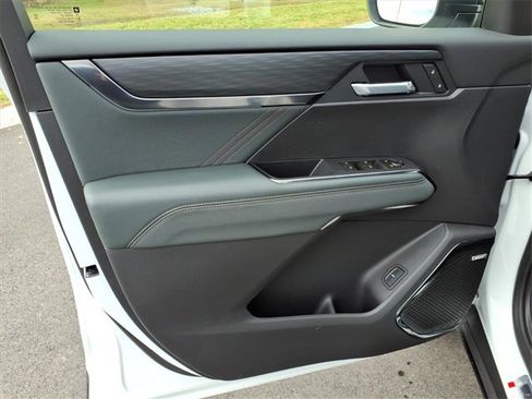 New 2026 GMC Acadia AT4 w/ Super Cruise Package image 16