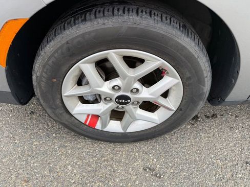 Certified 2022 Kia Soul LX w/ Technology Package FWD image 15