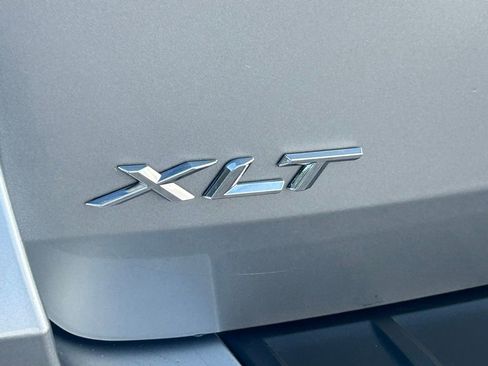 Certified 2022 Ford Explorer XLT w/ Equipment Group 202A image 25