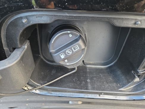 New 2026 Kia Carnival SX FWD image 10