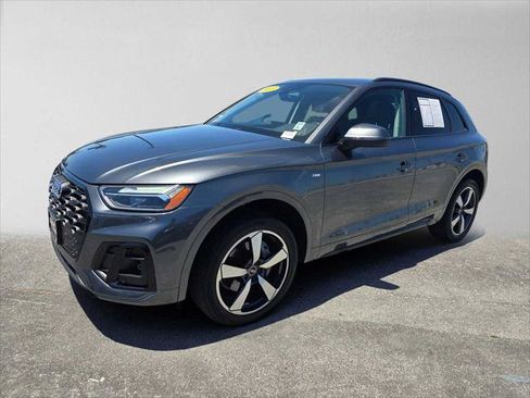 Used 2023 Audi Q5 2.0T Premium Plus w/ Premium Plus Package AWD/4WD image 7