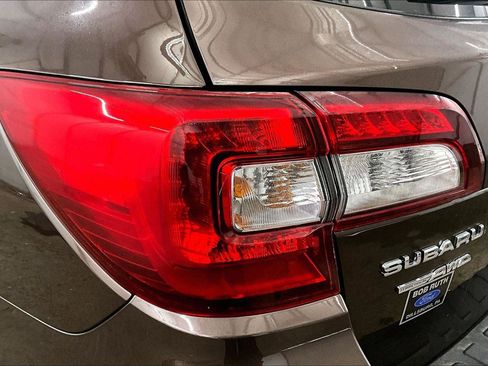 Used 2019 Subaru Outback 2.5i Limited image 28