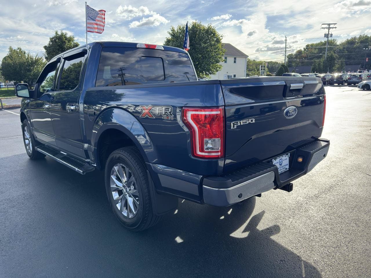 Used 2017 Ford F150 XLT w/ Equipment Group 302A Luxury AWD/4WD image 7