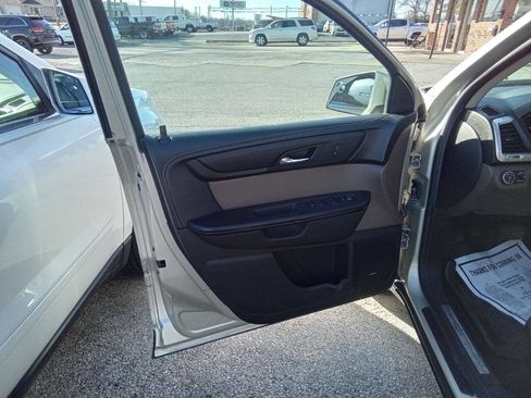 Used 2013 GMC Acadia SLT image 15