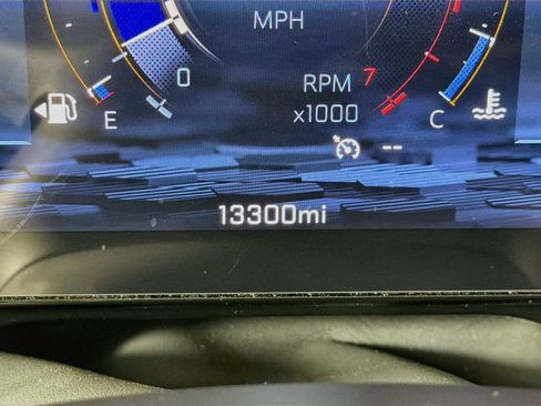 Used 2026 Chevrolet Tahoe Premier w/ Sun And Tow Package AWD/4WD image 12