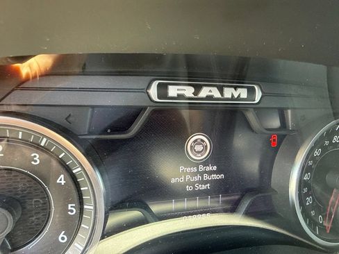 Used 2023 RAM 1500 Big Horn RWD image 6
