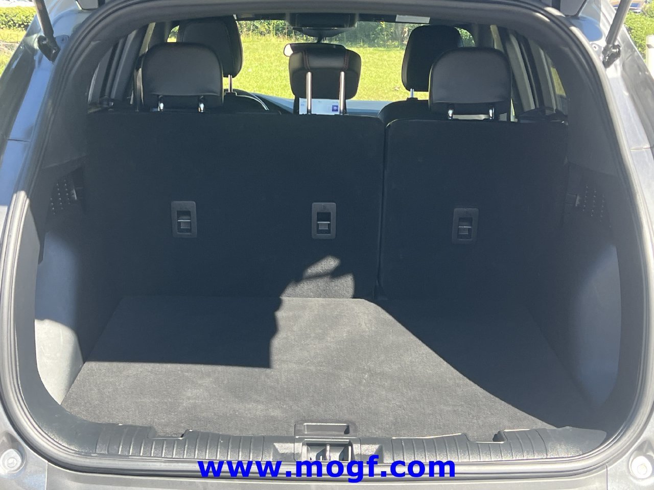 Used 2025 Ford Escape ST-Line FWD image 22