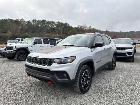New 2026 Jeep Compass Trailhawk image 7