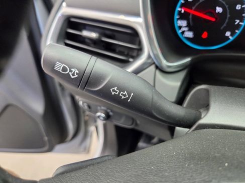 Used 2018 Chevrolet Equinox LT AWD/4WD image 33