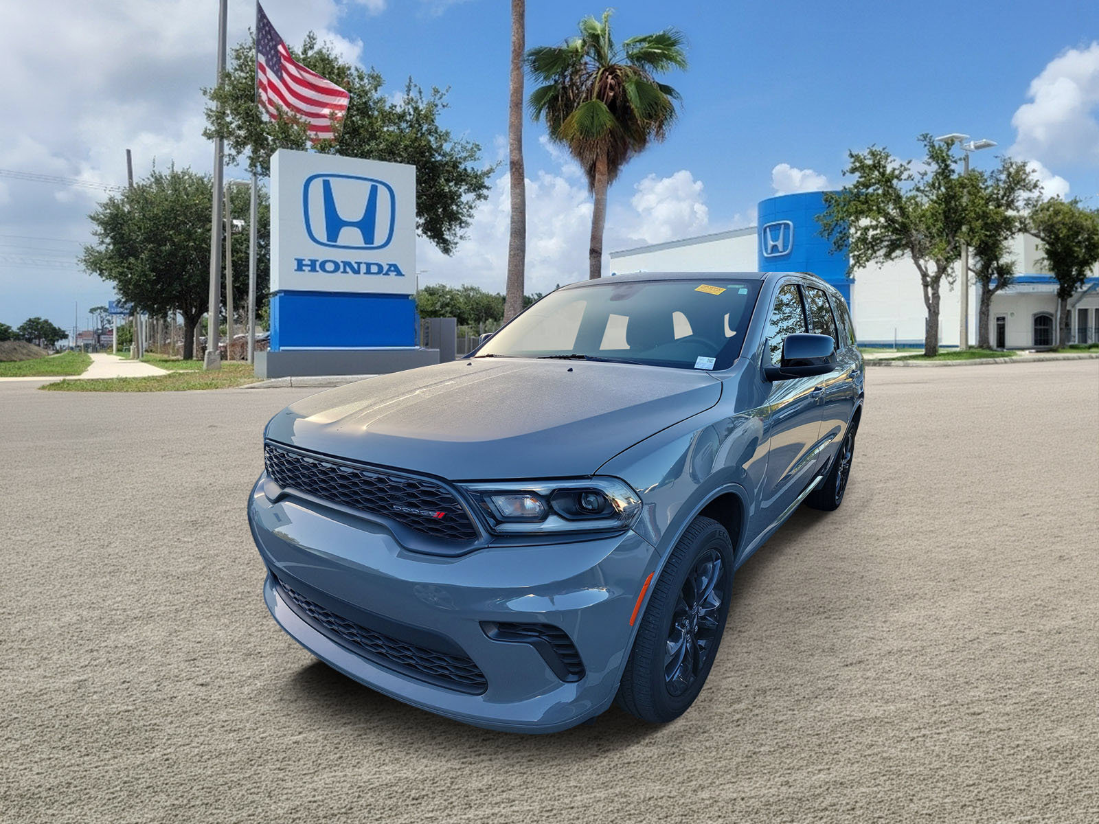 Used 2025 Dodge Durango GT w/ Blacktop Package AWD/4WD image 4