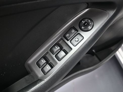 Used 2017 Kia Forte LX FWD image 10