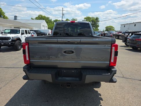 Used 2025 Ford F250 Lariat w/ Lariat Ultimate Package AWD/4WD image 4
