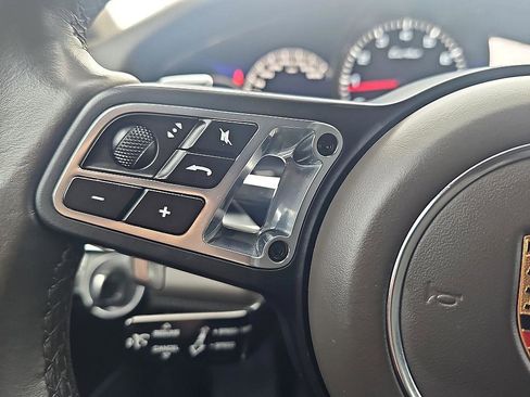 Used 2020 Porsche Panamera Turbo w/ Sport Package image 25
