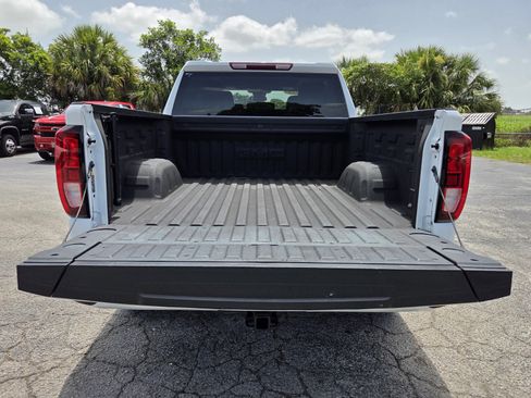 Used 2023 GMC Sierra 1500 Elevation RWD image 13