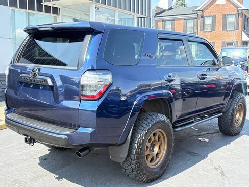 Used 2019 Toyota 4Runner TRD Off-Road Premium AWD/4WD image 7