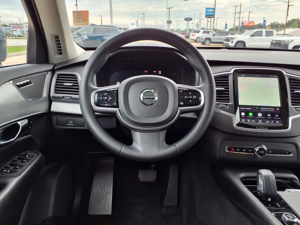 Used 2023 Volvo XC90 B5 Core w/ Protection Package Premier AWD/4WD image 12