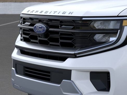 New 2026 Ford Expedition Max Platinum AWD/4WD image 17