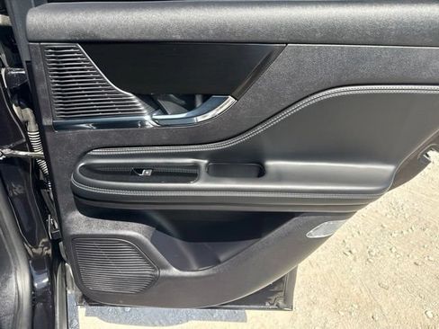 Used 2022 Lincoln Corsair FWD w/ Equipment Group 101A image 22