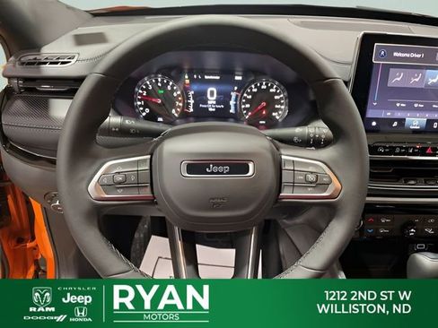 New 2026 Jeep Compass Latitude AWD/4WD image 22
