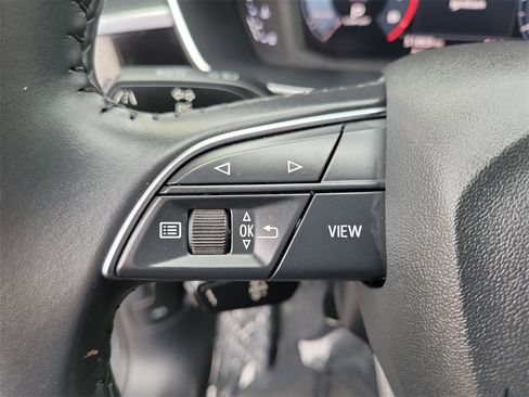 Used 2020 Audi Q3 2.0T Premium Plus w/ Premium Plus Package image 5