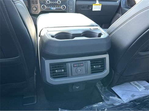 New 2025 Ford F250 Lariat w/ Lariat Ultimate Package image 23