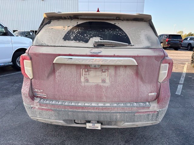 Used 2020 Ford Explorer XLT w/ Equipment Group 202A AWD/4WD image 3