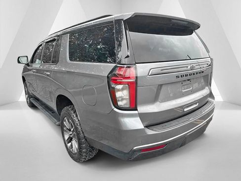Used 2022 Chevrolet Suburban Z71 w/ Luxury Package AWD/4WD image 5