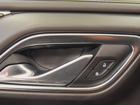 Used 2021 Chevrolet Tahoe High Country image 16