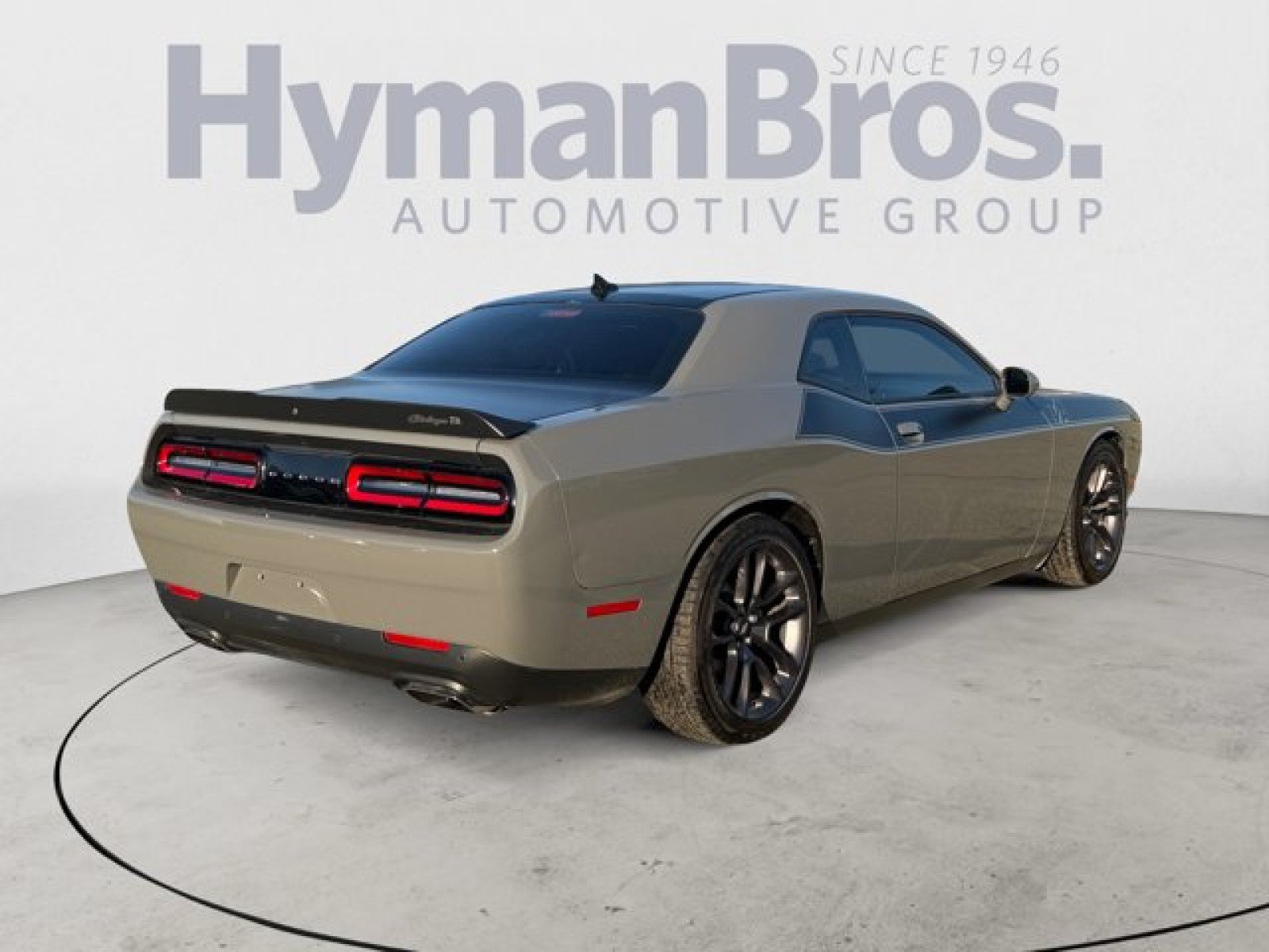 Used 2023 Dodge Challenger R/T w/ T/A Package RWD image 3