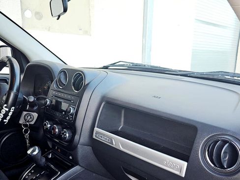 Used 2014 Jeep Compass Sport w/ Power Value Group image 16