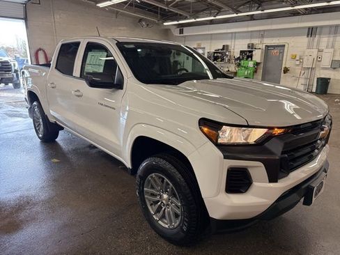 New 2026 Chevrolet Colorado LT image 8