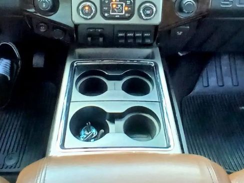 Used 2016 Ford F250 Platinum AWD/4WD image 7