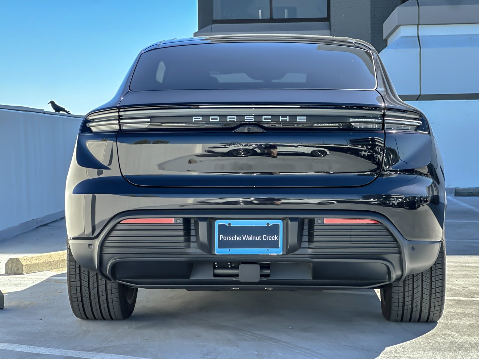 Used 2026 Porsche Macan 4 Electric AWD/4WD image 8