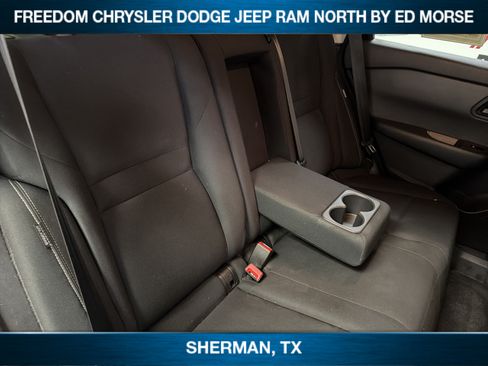 Used 2024 Nissan Rogue S FWD image 10
