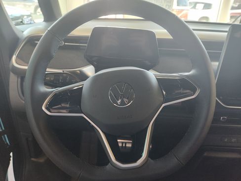 New 2025 Volkswagen ID. Buzz Pro S image 8