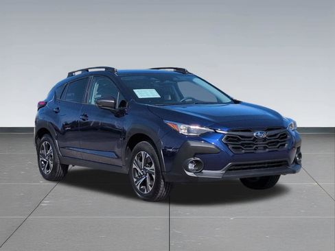 Used 2025 Subaru Crosstrek 2.0i Premium image 8