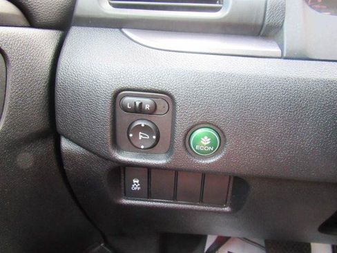 Used 2017 Honda Pilot EX-L image 27