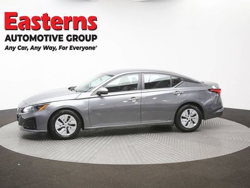 Used 2023 Nissan Altima 2.5 S FWD image 52
