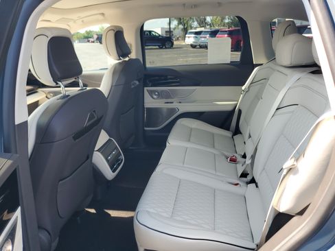 New 2026 Lincoln Nautilus Black Label AWD/4WD image 27