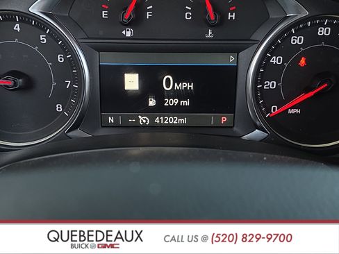 Used 2024 GMC Terrain SLE w/ Driver Convenience Package FWD image 14