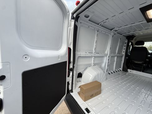Used 2024 RAM ProMaster 1500 w/ Convenience Group image 21
