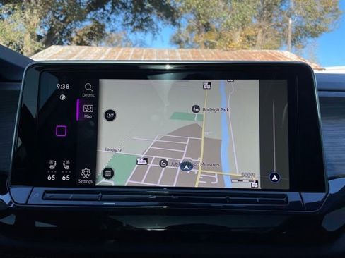 Used 2025 Volkswagen Atlas SEL Premium R-Line image 19