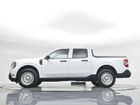 New 2025 Ford Maverick XL w/ Equipment Group 102A image 7