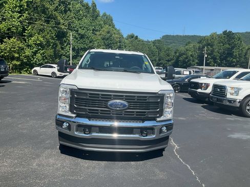 Used 2025 Ford F350 XL w/ XL Driver Assist Package AWD/4WD image 2