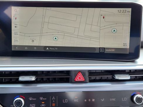 Used 2024 Kia Sorento SX FWD image 17