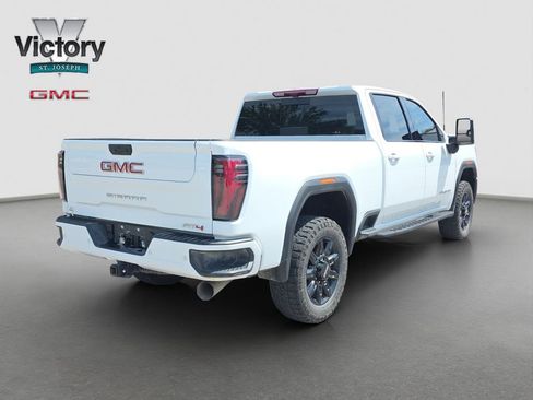 Used 2026 GMC Sierra 2500 AT4 w/ AT4 Premium Plus Package AWD/4WD image 17