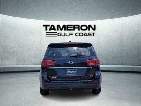 Used 2020 Kia Sedona EX FWD image 4