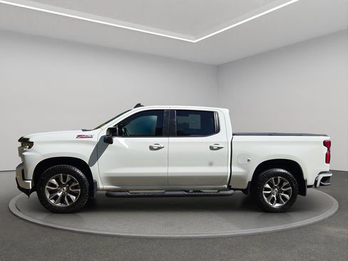 Used 2022 Chevrolet Silverado 1500 RST w/ Z71 Off-Road Package AWD/4WD image 3