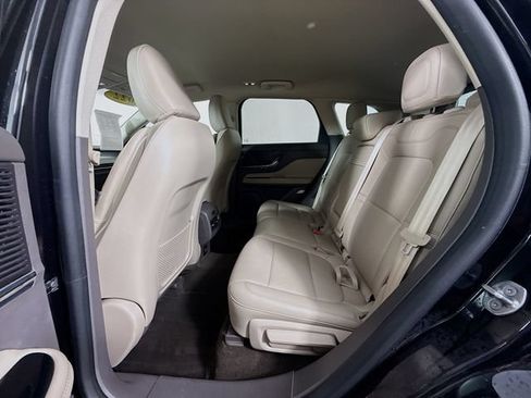 Used 2022 Lincoln Corsair AWD w/ Equipment Group 101A image 24