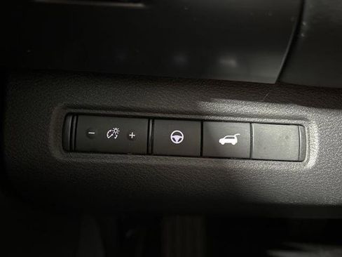 Used 2024 Nissan Pathfinder SL w/ Cargo Package image 46